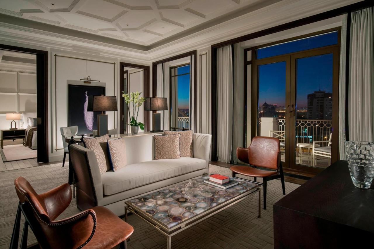 The St. Regis Astana Hotel Bagian luar foto The living room of a suite at The St. Regis Las Vegas