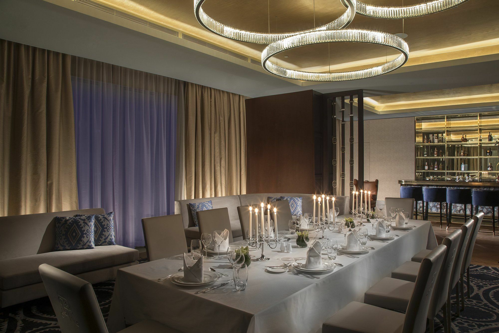 The St. Regis Astana Hotel Bagian luar foto The private dining room at the restaurant